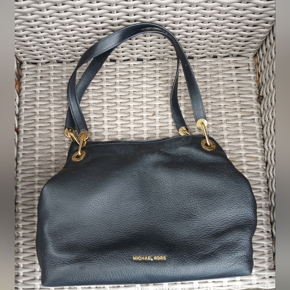 Michael Kors Black Pebbled Leather Shoulder Bag - Picture 15 of 16